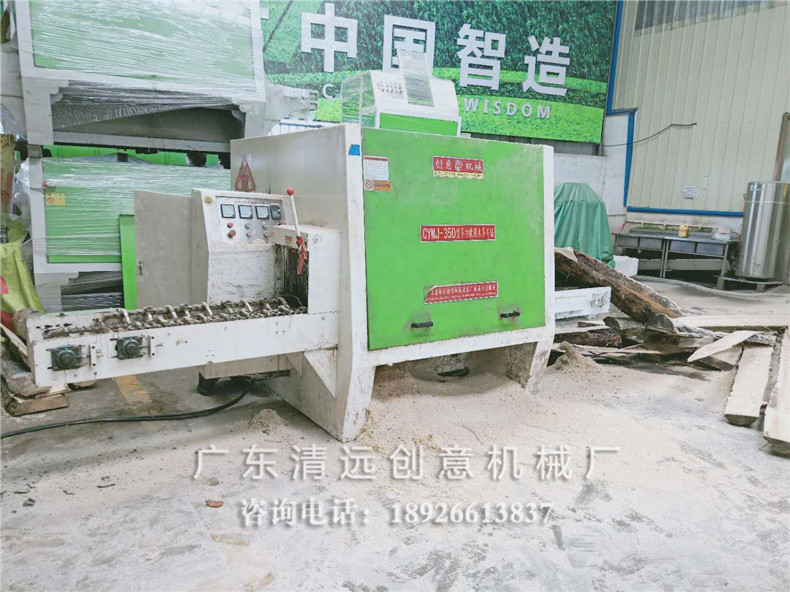 350型圓木多片鋸，采用超薄鋸片，出材率高達(dá)80%