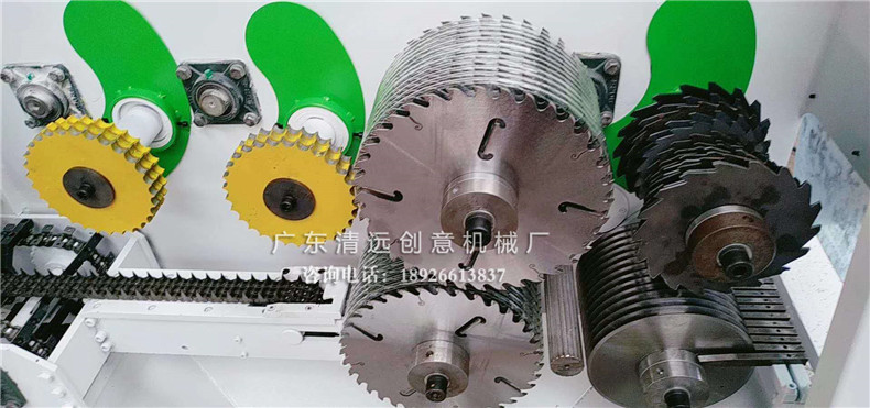 圓木多片鋸機(jī)型內(nèi)倉(cāng)細(xì)節(jié)，有升降雙壓輪使木料更穩(wěn)定；超薄鋸片出材率更高