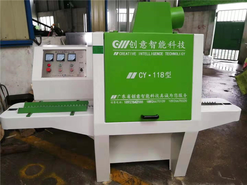 118型圓木多片鋸適合加工4~11CM的小圓木，又叫“樹尾機”